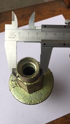 Colore dell'argento/giallo armatura degli accessori φ17mm Casted che zinca il tappo dell'acqua da 0,54 chilogrammi fornitore